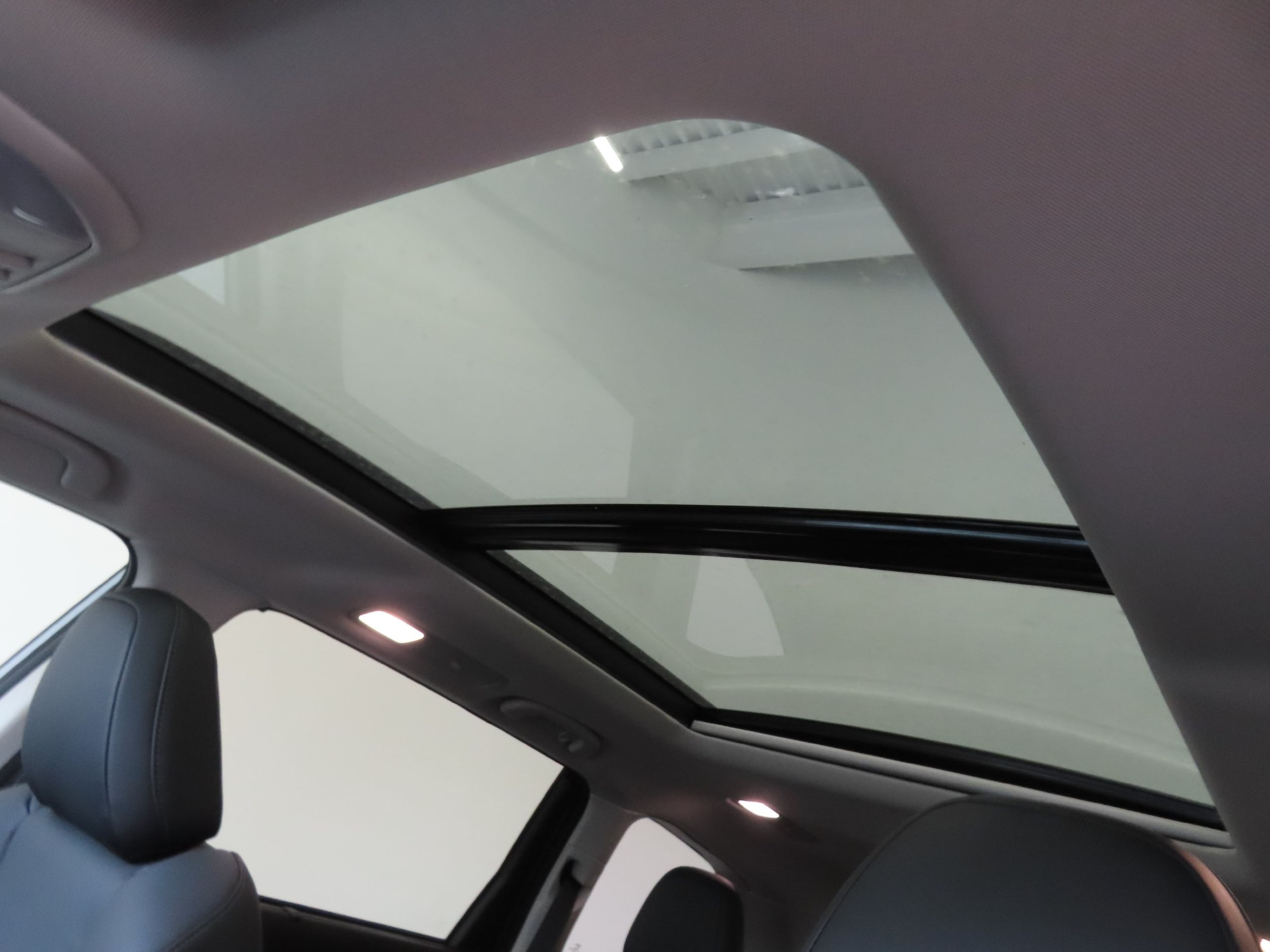 2026 Subaru Ascent Limited - Photo 19