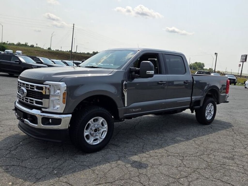 New 2026 Ford F-250 Super Duty XLT Truck