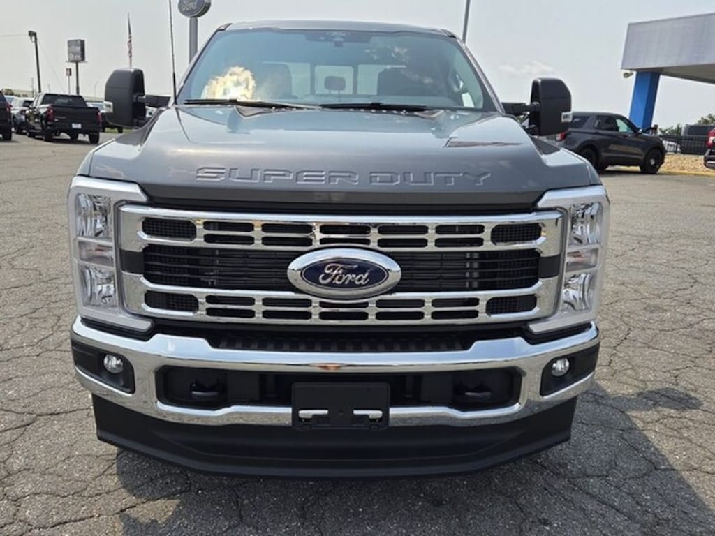 New 2026 Ford F-250 Super Duty XLT Truck