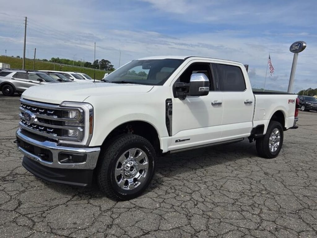 New 2026 Ford F-250 Super Duty Lariat Truck