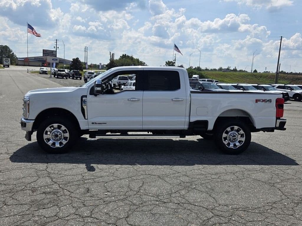 New 2026 Ford F-250 Super Duty Lariat Truck