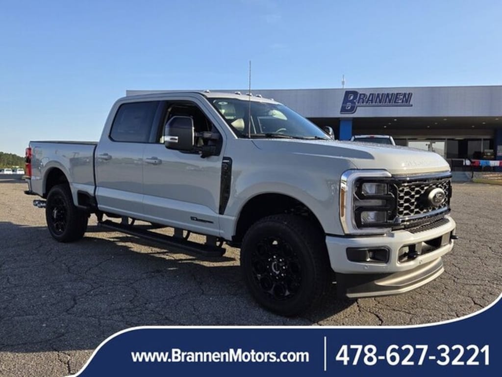 New 2026 Ford F-250 Super Duty Lariat Truck