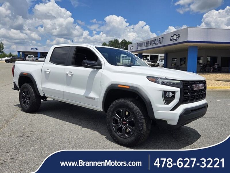 2025 GMC Canyon