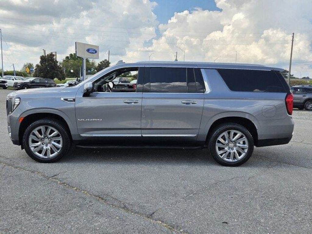 Used 2021 GMC Yukon XL SLT SUV