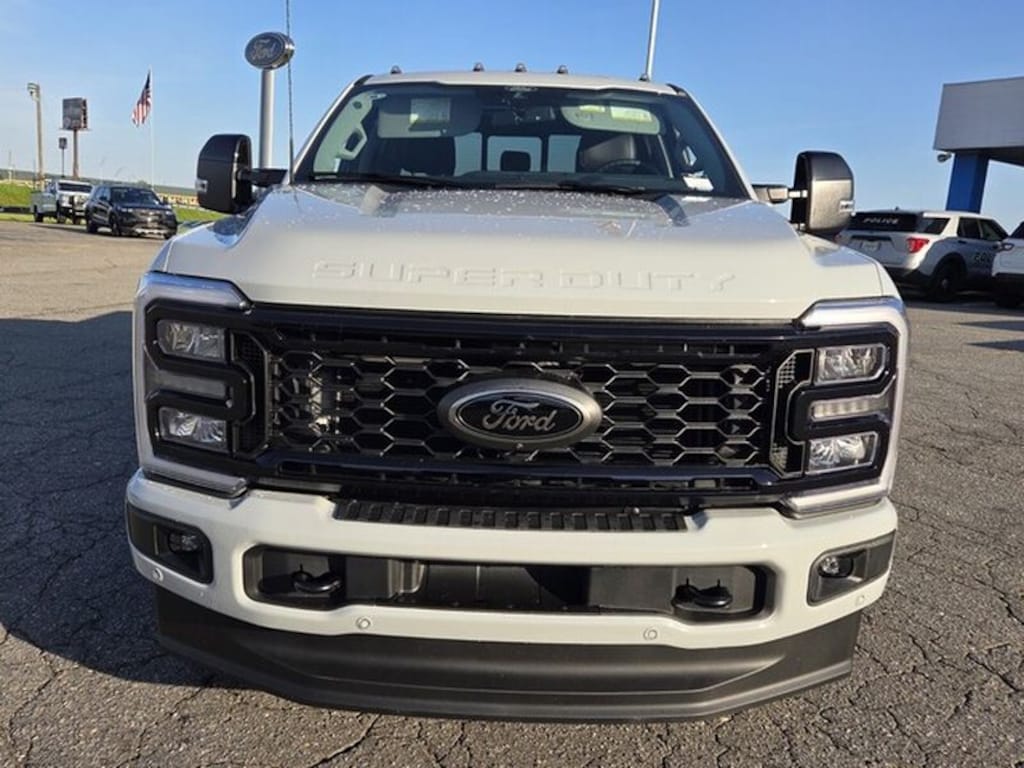 New 2026 Ford F-250 Super Duty Lariat Truck