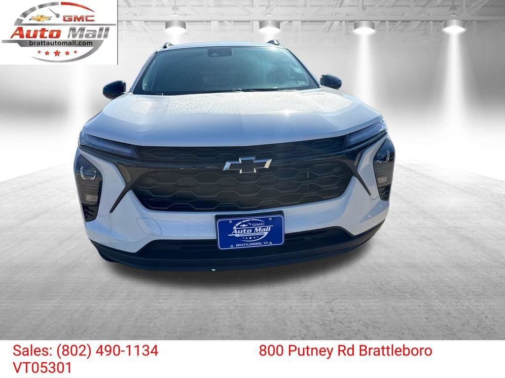 2026 Chevrolet Trax LT - Photo 8