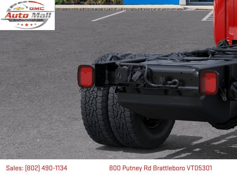 2026 GMC Sierra 3500HD Pro - Photo 13