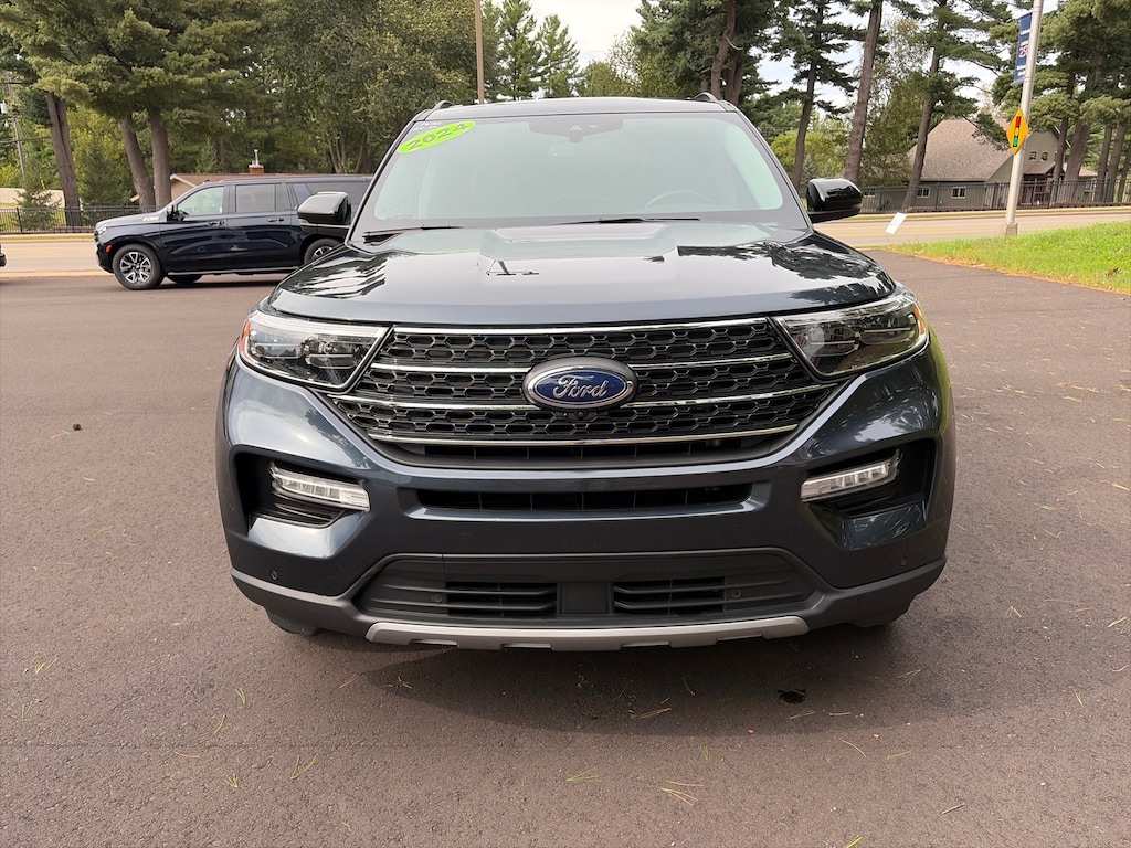 Used 2024 Ford Explorer XLT SUV