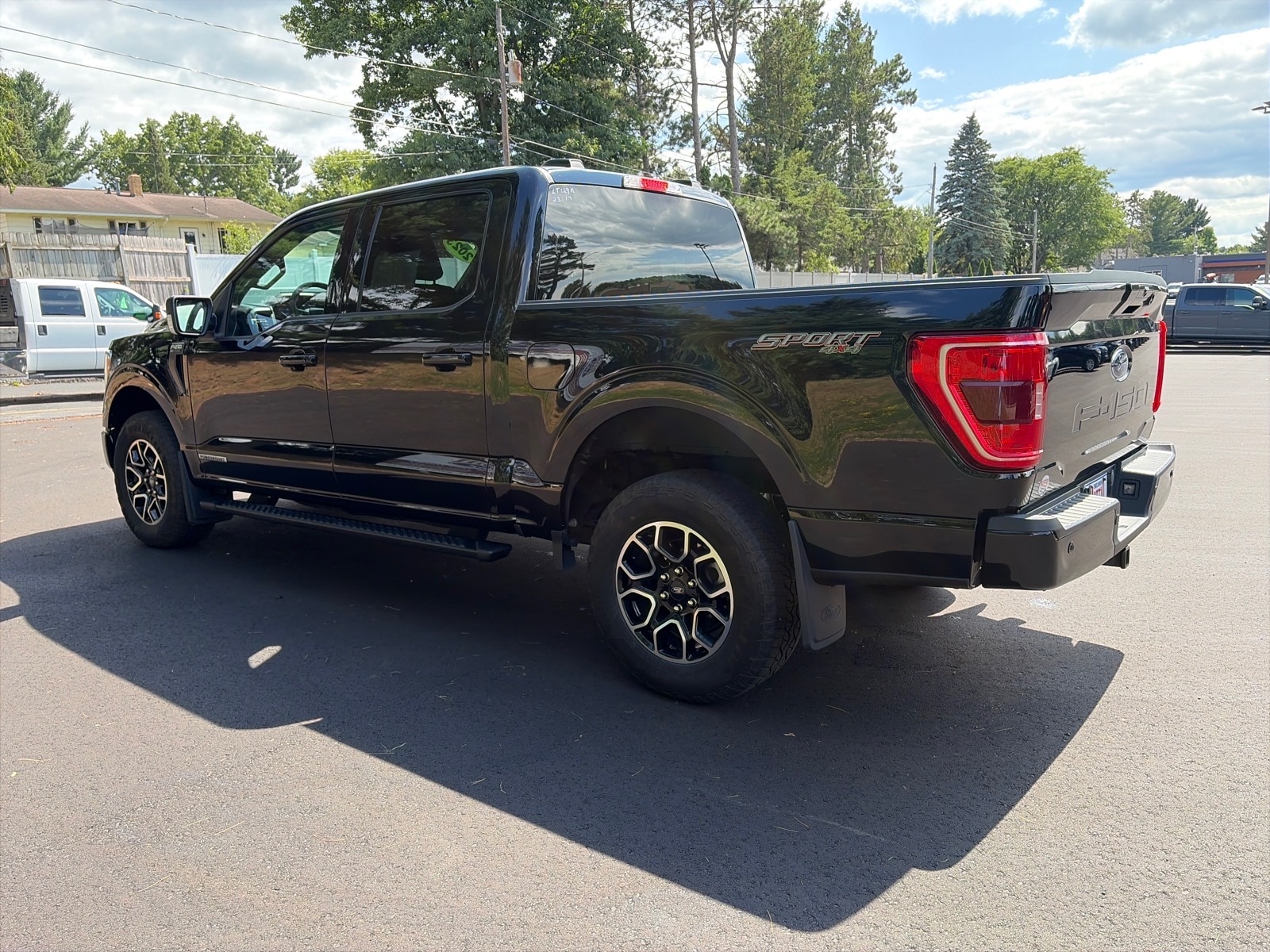 2023 Ford F-150 XLT - Photo 4