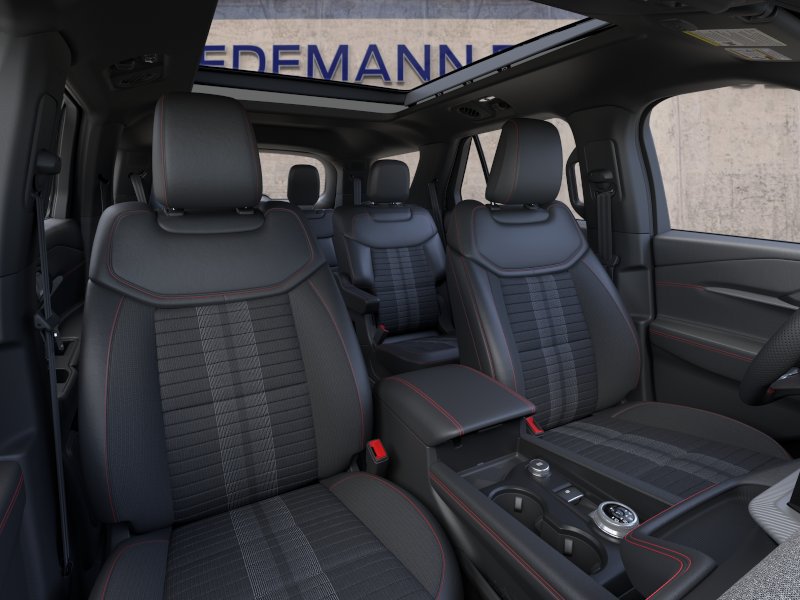 2026 Ford Explorer ST-Line - Photo 10