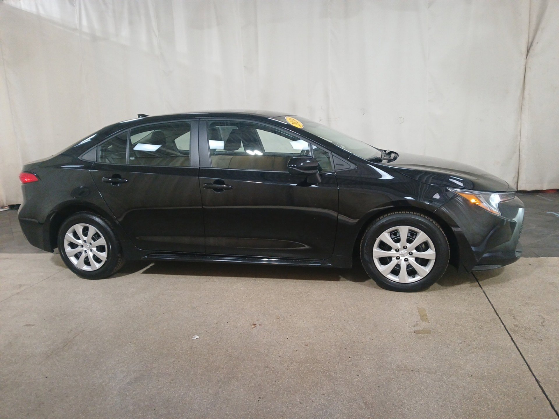 Used 2024 Toyota Corolla LE Sedan