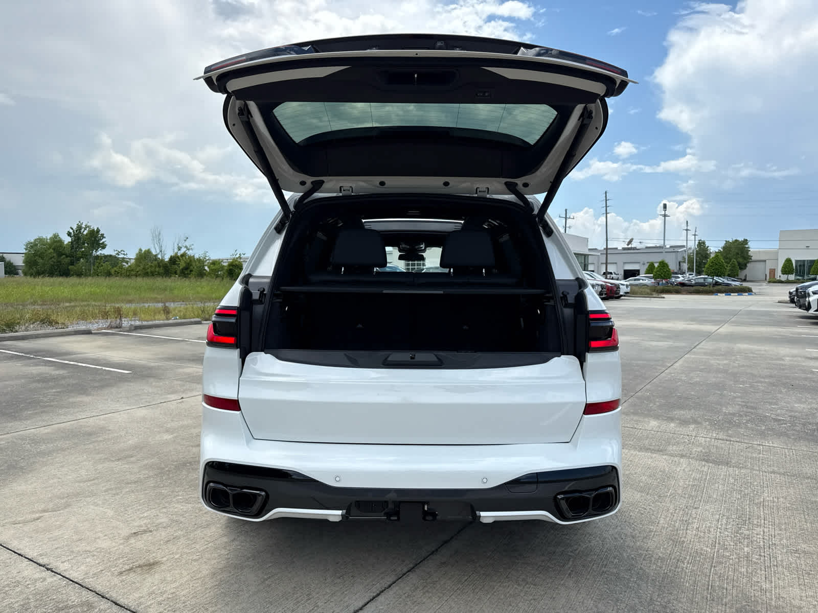 2026 BMW X7 M60i - Photo 44