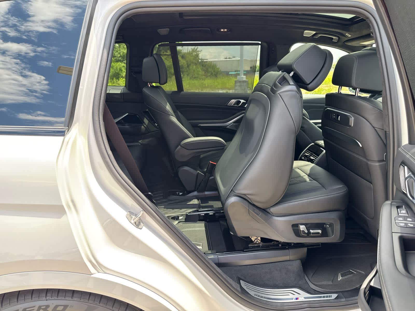 2026 BMW X7 M60i - Photo 20
