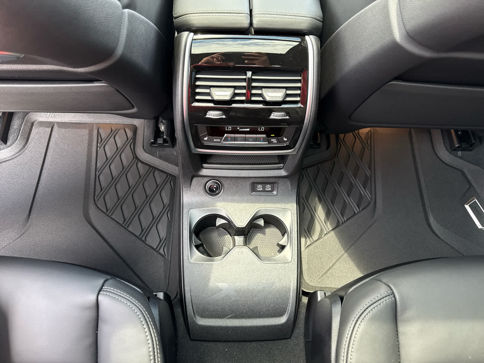 2026 BMW X7 M60i - Photo 30