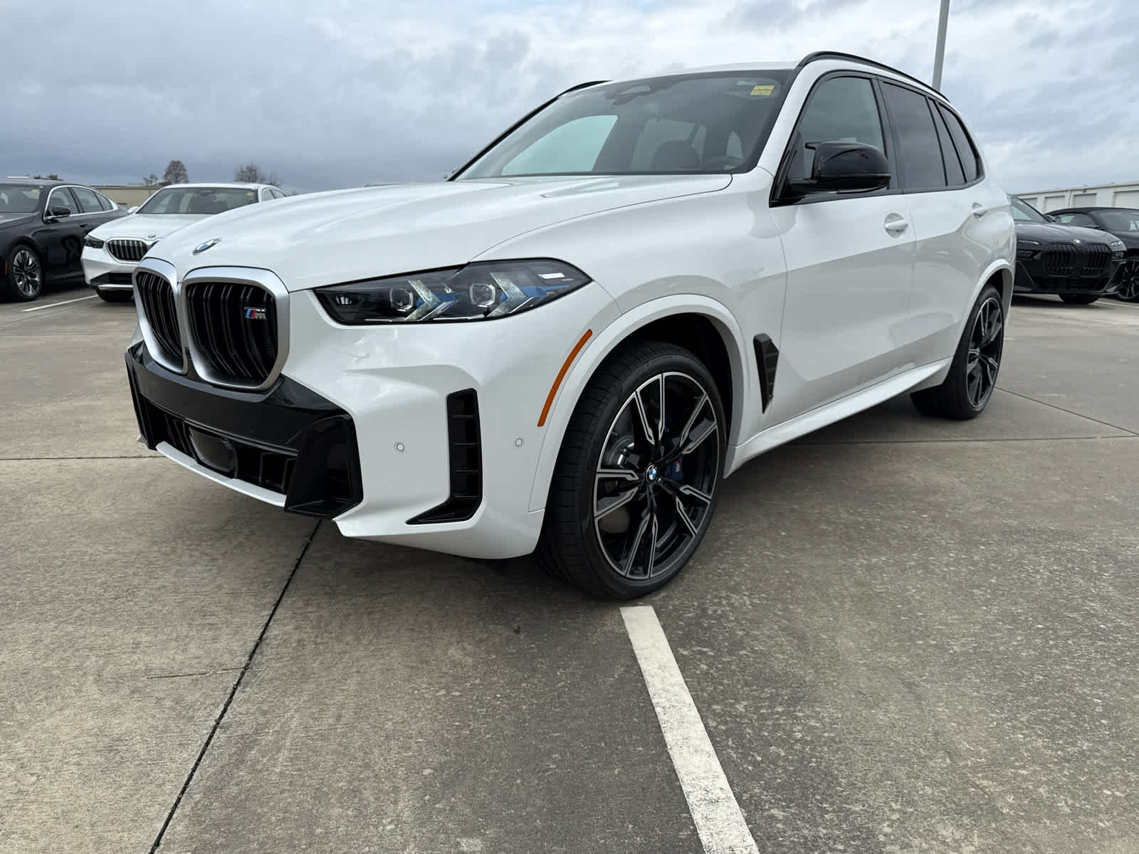 New 2025 BMW X5 M60i SUV