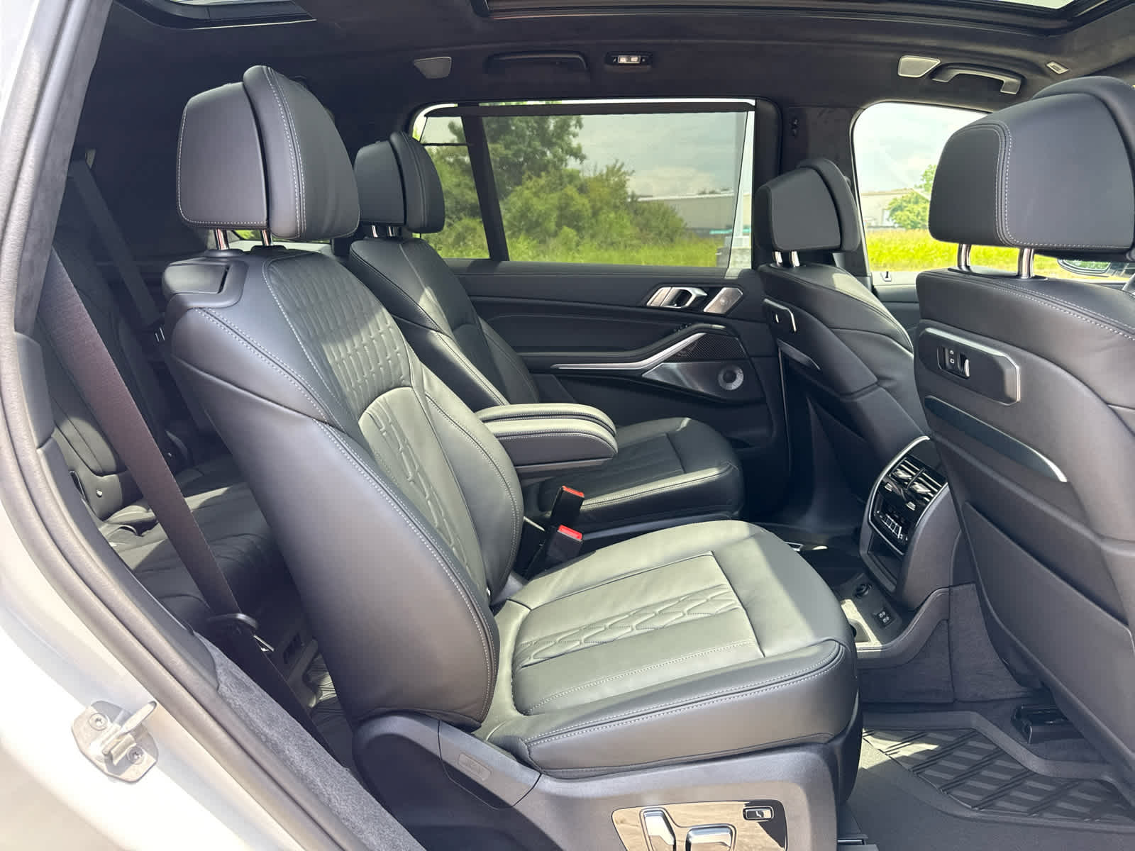 2026 BMW X7 M60i - Photo 19