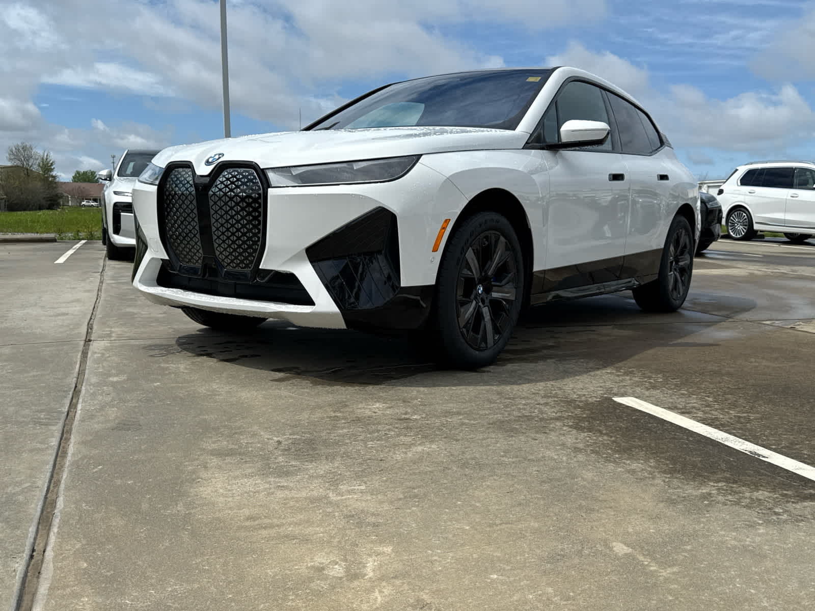 New 2025 BMW iX xDrive50 SUV