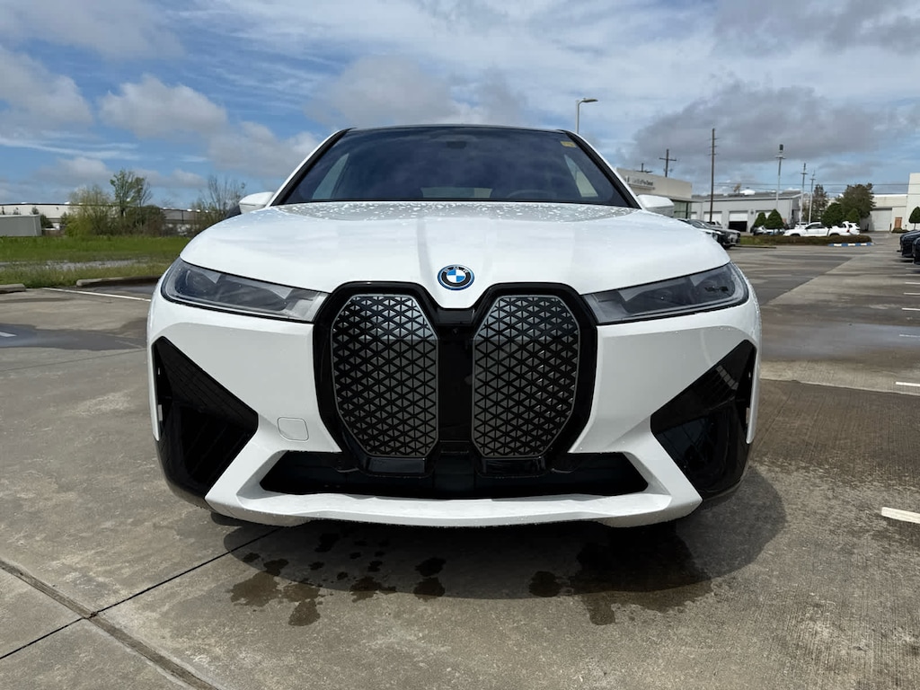 New 2025 BMW iX xDrive50 SUV
