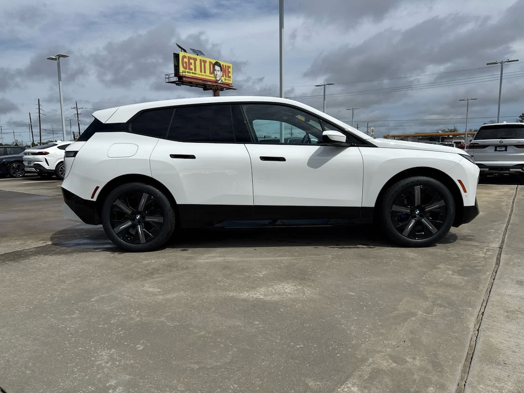New 2025 BMW iX xDrive50 SUV
