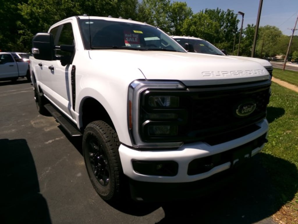 New 2026 Ford F-250 XL CrewCab 4x4 Truck Crew Cab