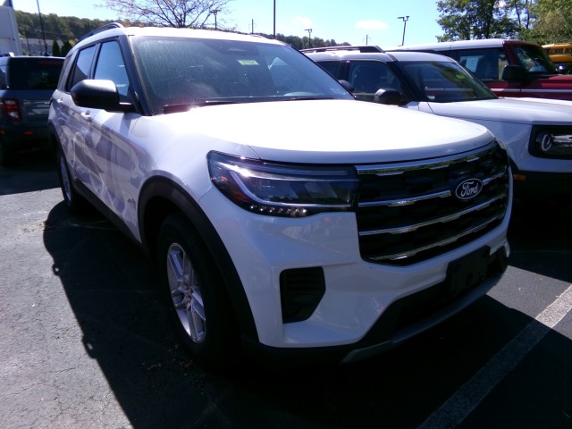 New 2027 Ford Explorer Active 4WD SUV