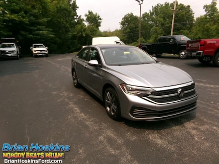 2023 Volkswagen Jetta SE FWD Sedan