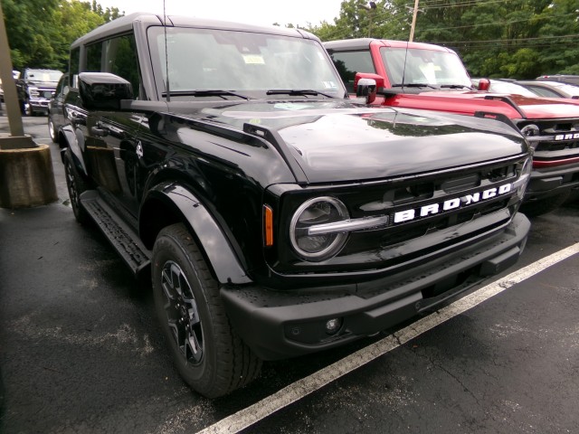 New 2026 Ford Bronco Outer Banks 4 Door 4x4 DEMONSTRATOR SUV