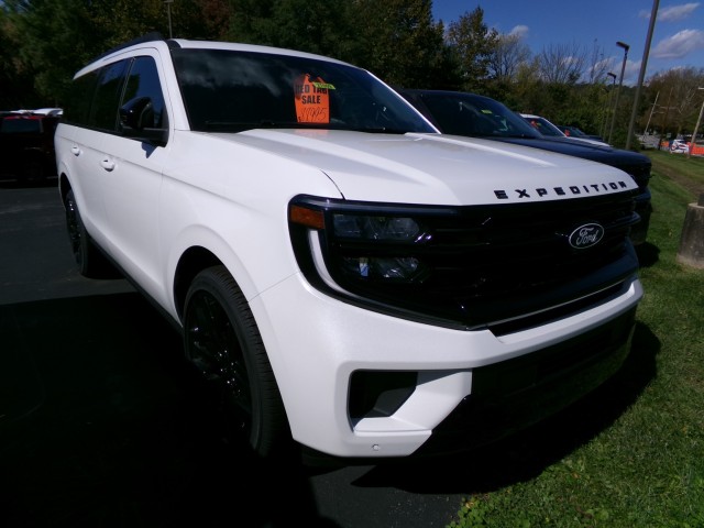 New 2027 Ford Expedition Platinum Max 4x4 SUV