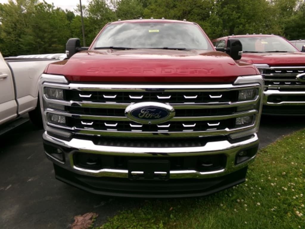 New 2026 Ford F-250 Lariat CrewCab 4x4 Truck Crew Cab