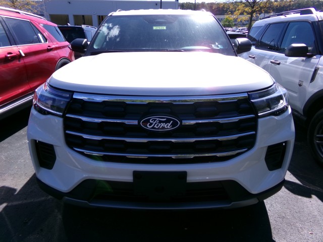 New 2027 Ford Explorer Active 4WD SUV