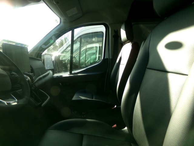 2026 Ford Transit Van Base - Photo 6