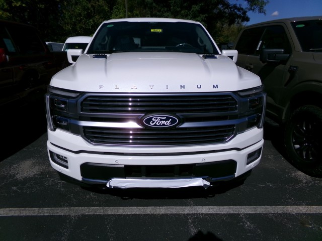New 2026 Ford F-150 Platinum CrewCab 4x4 Truck SuperCrew Cab