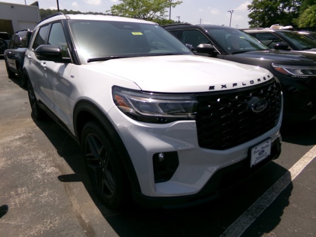 New 2026 Ford Explorer ST-Line 4WD SUV