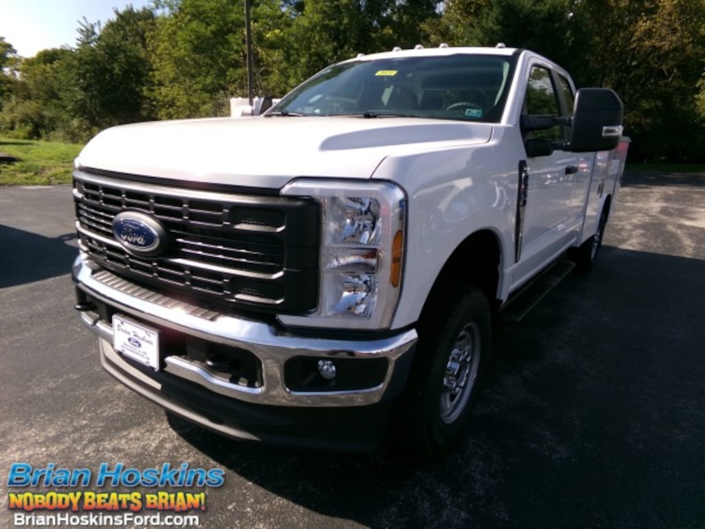 New 2026 Ford F-250 Utility Service Body XL SuperCab 4x4 Truck Super Cab