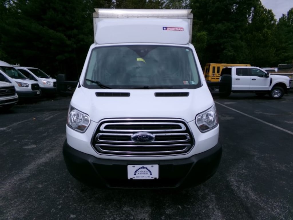 Used 2019 Ford Transit Box Van Cutaway DRW Minivan/Van