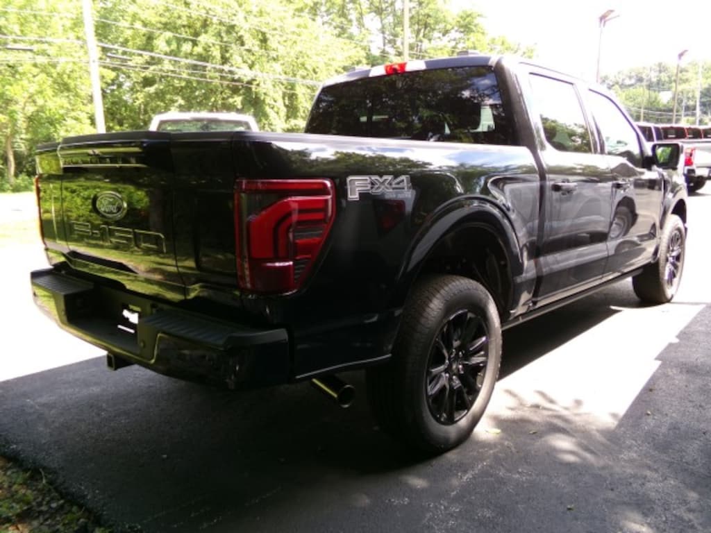 New 2026 Ford F-150 Platinum CrewCab 4x4 Truck SuperCrew Cab