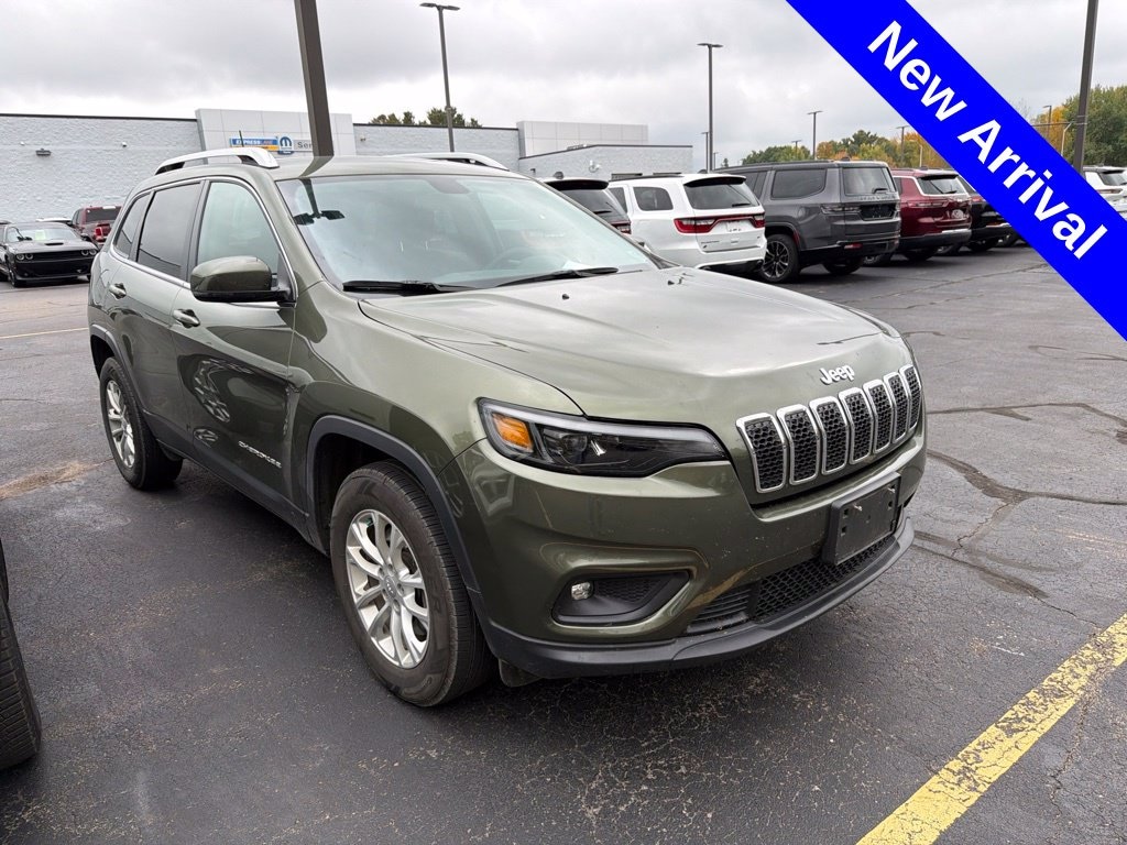 Used 2019 Jeep Cherokee Latitude SUV
