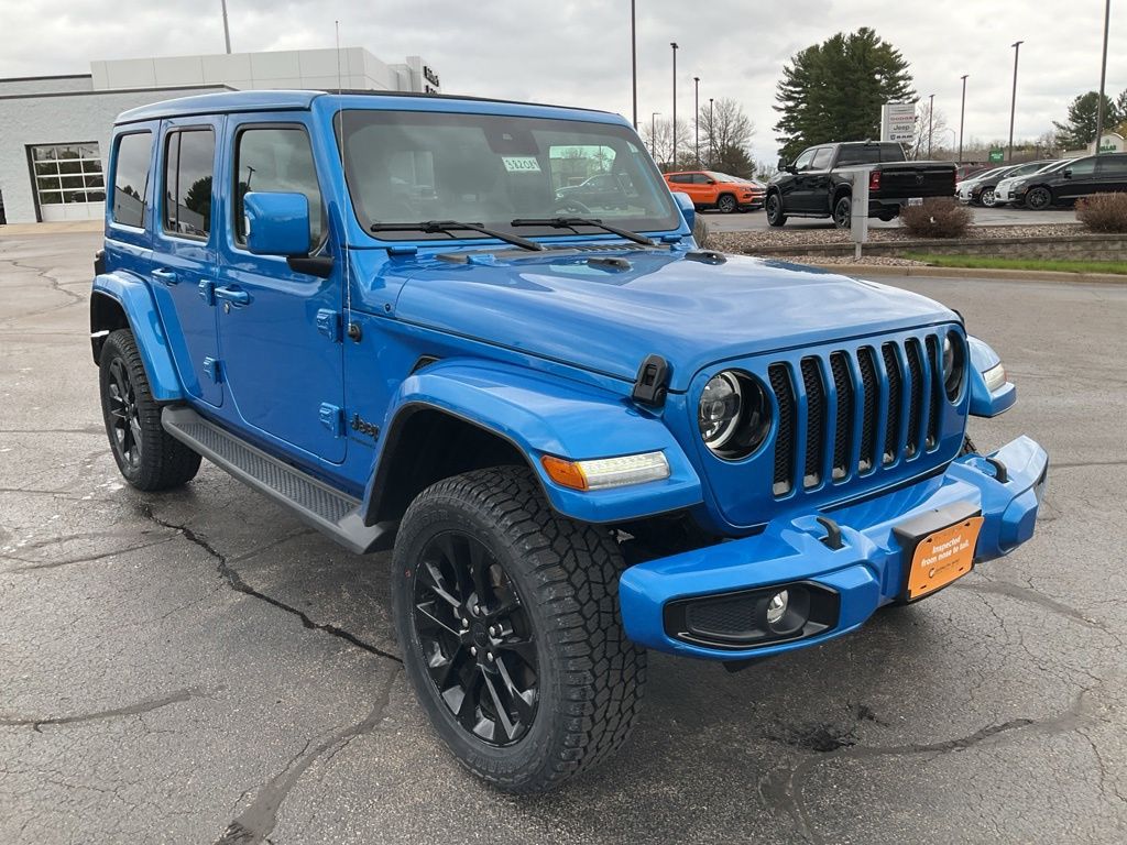 2023 Jeep Wrangler 4-Door Sahara High Altitude