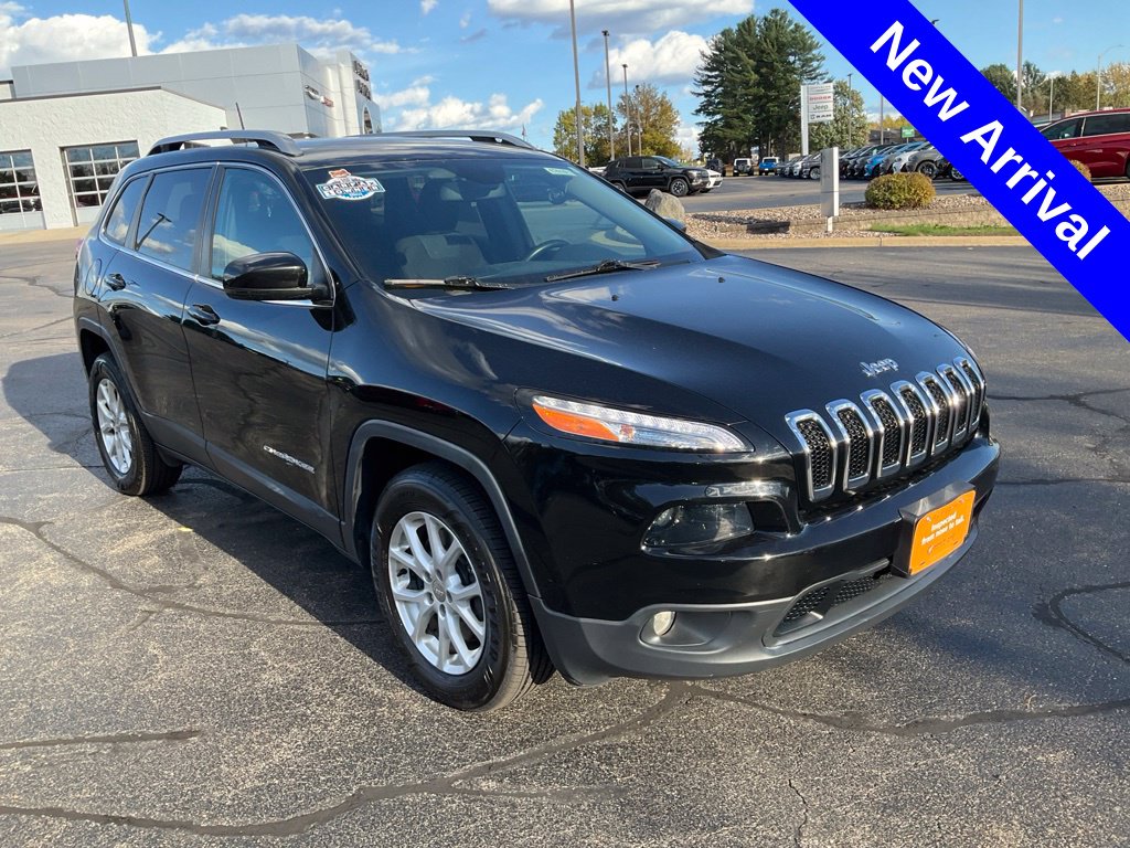 Used 2017 Jeep Cherokee Latitude SUV