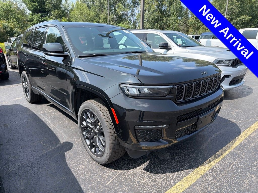 Used 2025 Jeep Grand Cherokee L Summit SUV