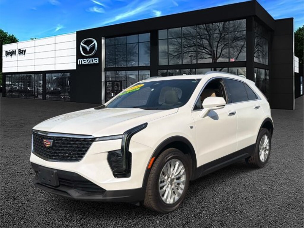 Used 2024 Cadillac XT4 Luxury SUV