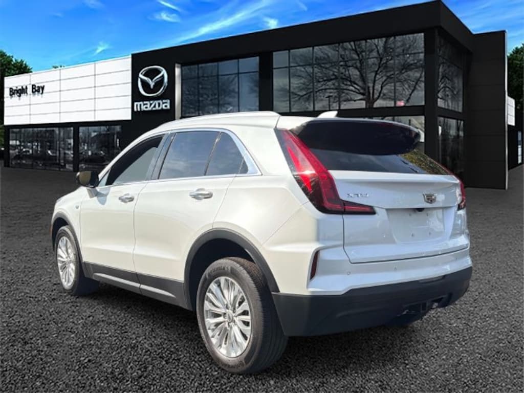 Used 2024 Cadillac XT4 Luxury SUV