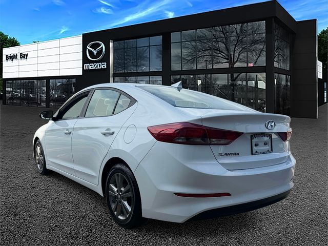 Used 2017 Hyundai Elantra SE Sedan