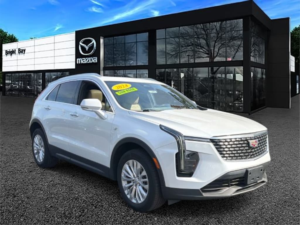 Used 2024 Cadillac XT4 Luxury SUV