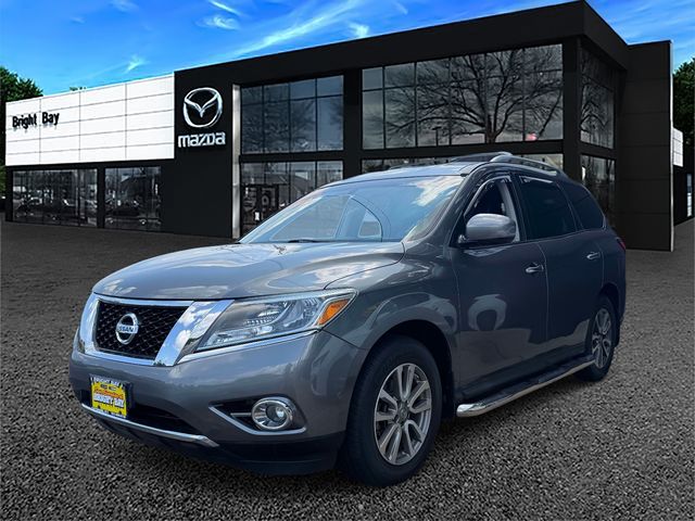 Used 2015 Nissan Pathfinder SV SUV