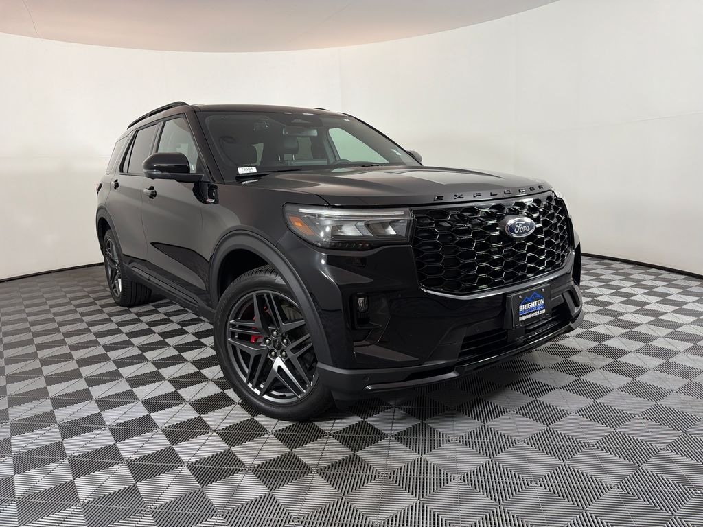 Used 2025 Ford Explorer ST-Line SUV
