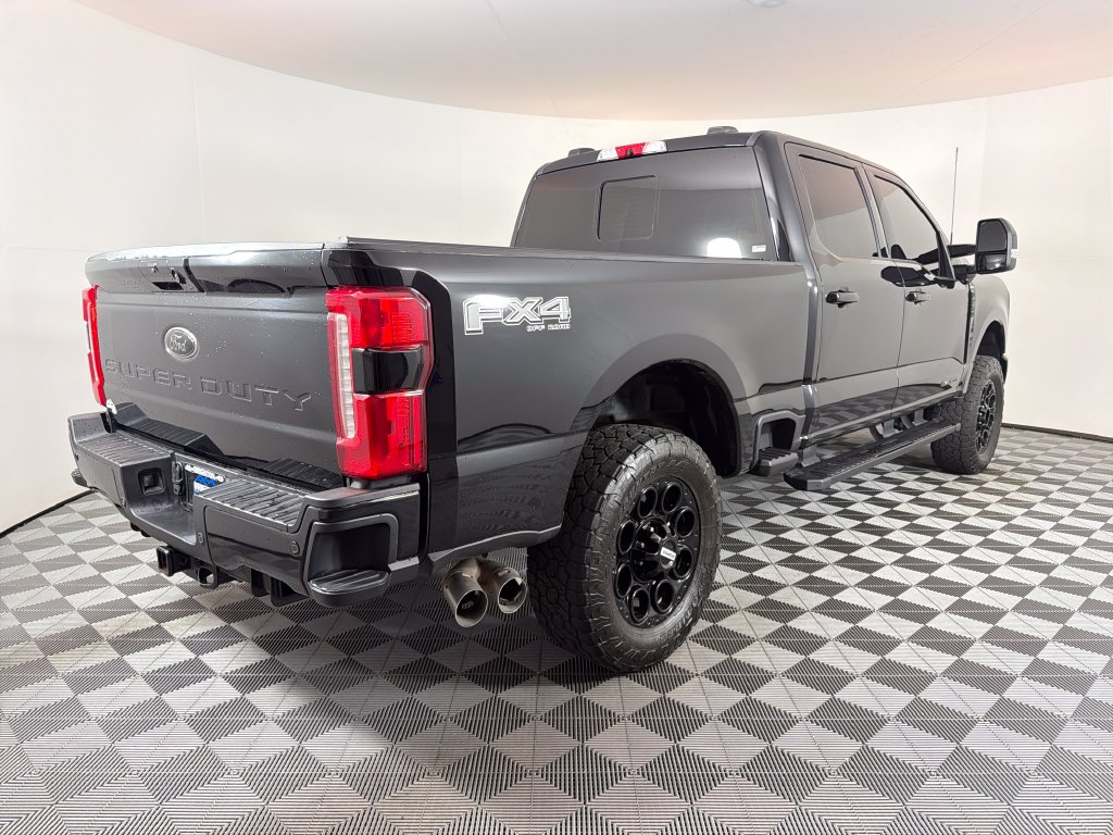 Used 2024 Ford F-250SD Lariat Truck Crew Cab