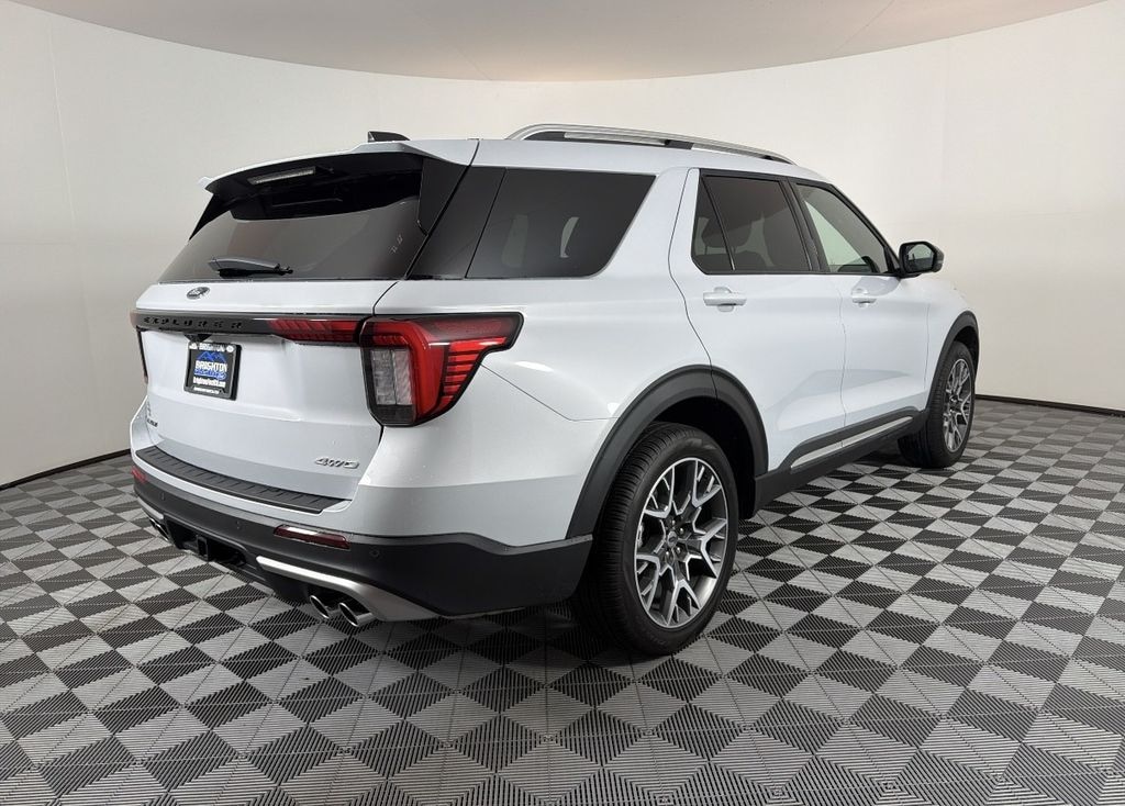 Used 2025 Ford Explorer Platinum SUV