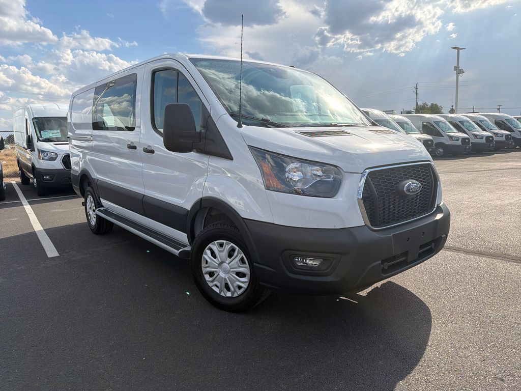  Ford Transit-250