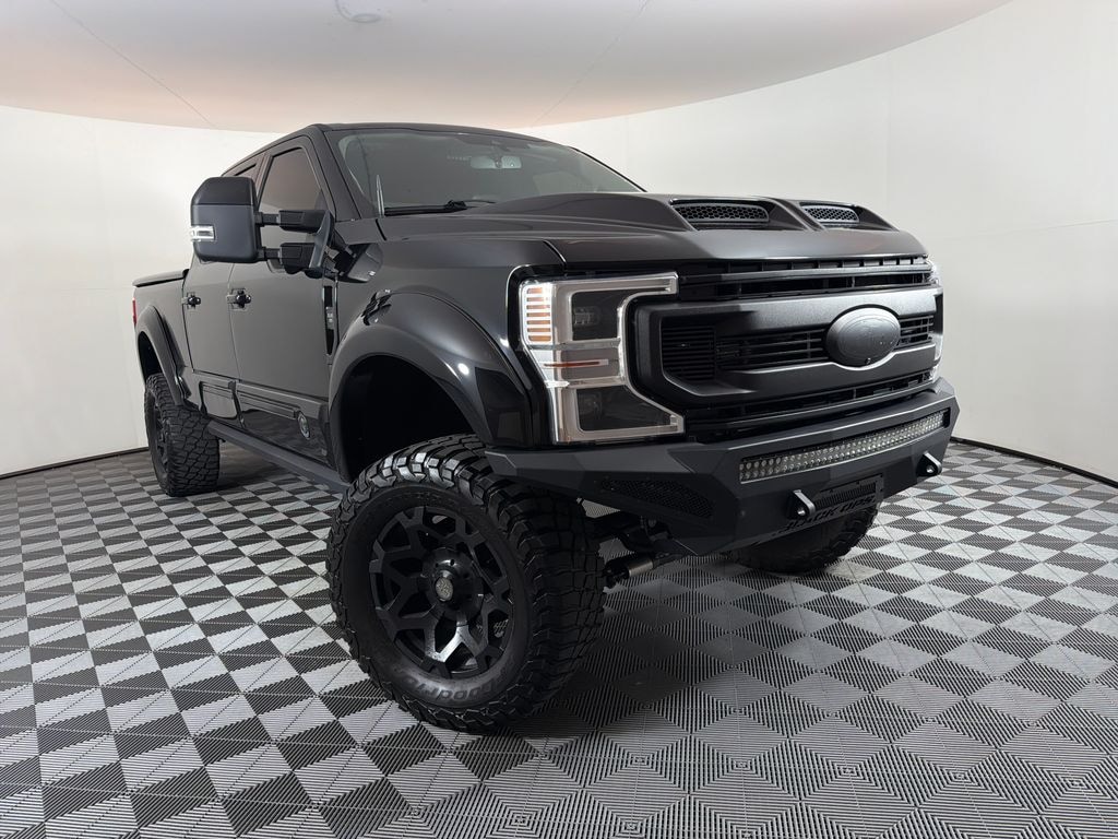 Used 2020 Ford F-250SD Lariat Truck Crew Cab